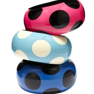 Brazalete de resina con lunares gruesos personalizados para mujer, brazalete redondo grueso de fibra, joyería para fiestas, uso diario informal. - Product Image 1