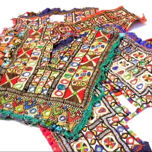 Lot De 50 Pièces Banjara Cou Empiècement Patch Broderie Traditionnelle Applique Patch - Product Image 1