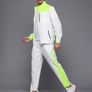 Conjunto Deportivo Personalizado con Logotipo para Hombre, Chaqueta con Cremallera y Pantalones para Gimnasio y Actividades al Aire Libre, Conjuntos Deportivos con Cremallera para Hombre de la Mejor Calidad - Product Image 6