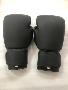 Guantes de Boxeo Personalizados OEM, Fabricante de Guantes de Cuero Vacuno para Gimnasio, Escuela, Club, Entrenamiento, Sparring, Venta al Por Mayor - Product Image 6