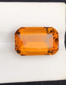 Piedra preciosa suelta facetada de citrino natural, limpio y amarillo, tipo lupa, para la fabricación de joyas. - Product Image 4