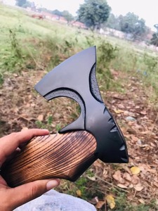 Hacha de Acero con Alto Contenido de Carbono Hecha a Mano y Personalizada, Hacha Vikinga de Grado Industrial con Funda de Cuero Fino para Exteriores - Product Image 2