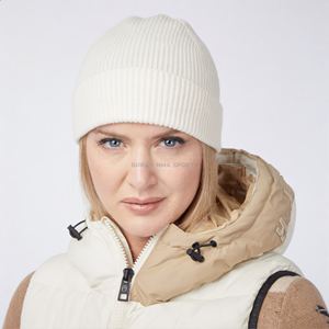 Gorro de Punto Gris Hecho a Mano, Gorro de Invierno Suave para Adolescentes y Adultos, con Logotipo Personalizado, Ideal para Viajes, Unisex, Venta al Por Mayor - Product Image 1