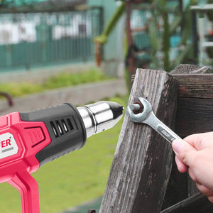 Roadpower (RP-HG2000) Pistola de calor de 2000W, herramienta versátil para la eliminación de pintura, el recubrimiento de vinilo y más - Product Image 3