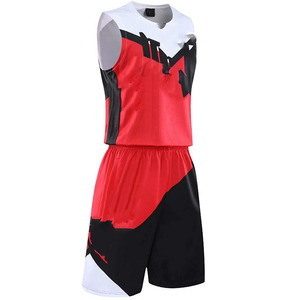 Maillot de basket rétro 180 GSM en polyester, uniformes d'équipe personnalisés, imprimés par sublimation, protection UV, anti-humidité, pour le sport - Product Image 2