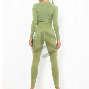 Ensemble de yoga léger sur mesure pour femme, écologique, respirant, 2 pièces, avec logo frontal, pour la gym et le fitness - Product Image 3