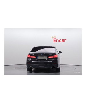 BMW 530i XDrive M Sports Serie 5 2023 con Volante a la Izquierda y Caja de Cambios Automática, 39,283 km - Product Image 4