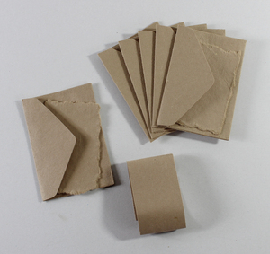 Coffrets Cadeaux Promotionnels – Papier Recyclé Fait Main 250 g/m² à Bords Frangés, Enveloppes Assorties, Fibre de Coton – Camelon Exports Rajasthan - Product Image 3