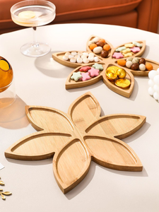 Bandeja de Madera Maciza de Alta Calidad para Alimentos |   Plato de Servir de Madera Reutilizable para Comedor, Cocina y Uso Comercial - Product Image 3