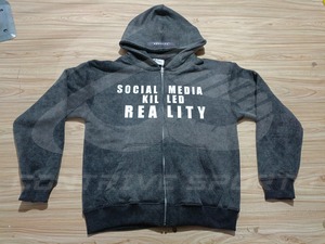 Sudadera de Alta Calidad 100% Algodón con Cierre, Corte Holgado, Estilo Urbano para Hombre, Estampado Serigrafiado, Lavado Ácido Vintage, Hombros Caídos - Product Image 1