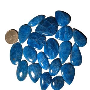 หินควอตซ์ทรงหลังเบี้ยสีฟ้าธรรมชาติคุณภาพสูงอัญมณีแอปพาไทต์แบบหลวมสำหรับทำเครื่องประดับคุณภาพที่น่าทึ่ง! - Product Image 1