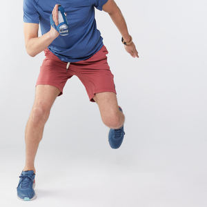 กางเกงขาสั้นสีชมพูเรียบแบบสั่งทำพิเศษสำหรับผู้ชายที่ได้รับความนิยมสูงสุด กางเกงออกกำลังกายสำหรับผู้ชายที่น้ำหนักเบาและระบายอากาศได้ดี - Product Image 2