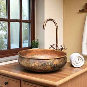 Évier de cuisine rustique en cuivre sur mesure, fait main, à cuve unique, à poser sur comptoir, avec tablier, décoration artisanale - Product Image 3