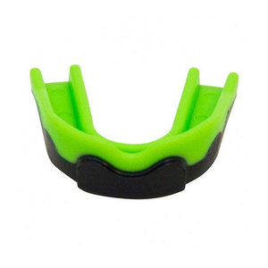 Protège-dents souple avec coussinets, doté d'une construction durable et d'un protège-dents de qualité supérieure pour les activités de contact - Product Image 1