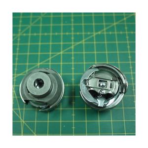 541675 ชิ้นส่วนจักรเย็บผ้าอุตสาหกรรมตะขอและกระสวยสําหรับพี่ชาย - Product Image 2