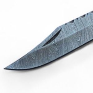 Cuchillos Plegables Multiusos con Hoja Estampada, Mango Detallado y Funda de Cuero para Guardar, Ideales para Camping, Caza y Senderismo - Product Image 3