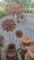 Piquet de jardin en métal finition rouille avec motif floral, décoration extérieure, style simple, ornement de pot de plante en acier galvanisé
