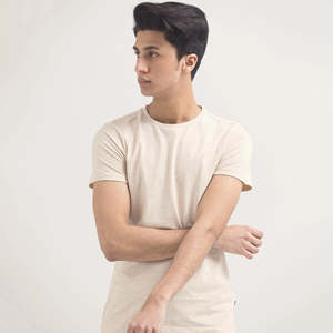 T-shirt Homme Personnalisé à Manches Courtes avec Logo Brodé ou Imprimé, Haute Qualité, Prix Abordable, Fabrication Sur Mesure, Service OEM – Vente en Gros 2026 - Product Image 3