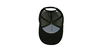 Casquette de style de vie extérieur contemporain avec dos en maille verte, patch avant détaillé, ajustable, streetwear décontracté - Product Image 2