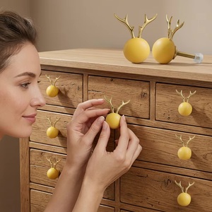 Poignée de meuble en laiton et résine Ba, forme lapin, écologique, design contemporain, pour commode, installation facile - Product Image 3