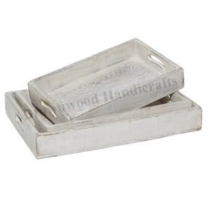 Plateau en bois artisanal exquis avec des veines naturelles chaleureuses pour une mise en scène de table haut de gamme - Product Image 2