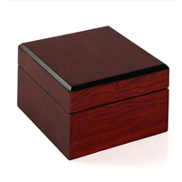 Boîte cadeau de luxe en velours personnalisée pour montre, avec doublure en éponge, finition mate, style simple, emballage rigide carré pour bijoux