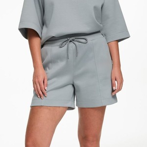 Shorts pour femmes gris clair en tricot avec cordon de serrage et poches, coupe décontractée, taille mi-haute, respirant, mélange coton et élasthanne - Product Image 1
