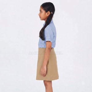 Ensemble d'uniformes scolaires en tissu mélangé de coton de haute qualité pour enfants, avec des matériaux durables et confortables pour un usage quotidien. - Product Image 5
