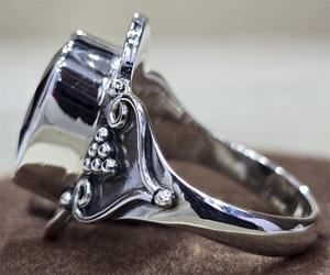 แหวนเงินแท้ทันสมัย925ดีไซน์เนอร์แหวนวงรีสีดำทำด้วยมือเครื่องประดับชั้นดีสำหรับงานแต่งงาน - Product Image 3