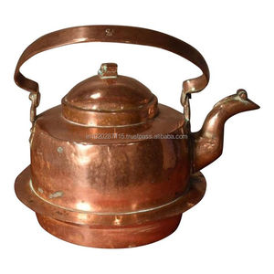 Bouilloire en cuivre de qualité supérieure avec couvercle fonctionnel et poignée robuste conçue pour les amateurs de style de vie rustique - Product Image 2