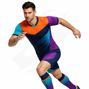 Uniformes de Fútbol Personalizados al Por Mayor, Conjuntos de Camisetas de Fútbol de Malla 100% Poliéster para Hombres, Mujeres y Niños, MOQ Bajo, Ropa Deportiva de Fábrica - Product Image 1