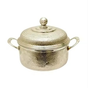 Olla Metálica de Alta Resistencia con Diseño Funcional, Cazuela Aislada, Tazón Moderno para Servir Comida, Categoría Cocina - Product Image 3
