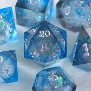 Ensemble de dés DND en résine faits à la main à bords tranchants pour le jeu de rôle Dungeons and Dragons, artisanal - Product Image 2
