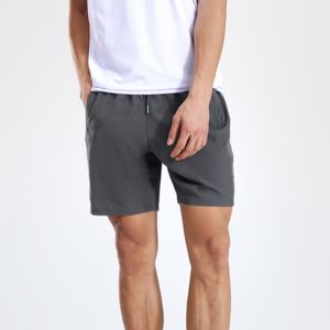 Shorts de sport pour femmes Outfitize à compression haute performance, shorts de yoga et de cyclisme durables pour la gym et l'entraînement - Product Image 1