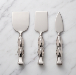 Juego de 3 Cuchillos para Queso de Acero Inoxidable con Mango Geométrico y Acabado Brillante, Espátula, Cuchillo para Servir y Cuchillo para Pelar - Product Image 1