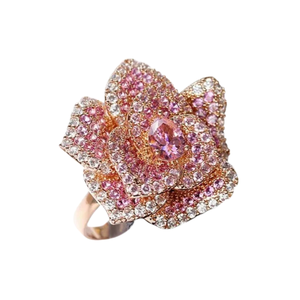 Bague Rose Thé pour Femme – Élégante, Couleur Rose, Motif Floral Rose – Bijou Tendance, Bague de Déclaration, Accessoire Cadeau Premium - Product Image 1
