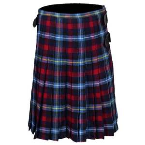 Gordon Dress Modern Tartan Kilt, que combina el estilo tradicional de las Tierras Altas con la confección moderna. - Product Image 2