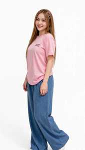 Oneten Apparel Camiseta de manga corta con cuello redondo y estampado de letras rosas para mujer, camiseta informal holgada de verano - Product Image 4
