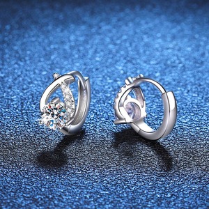 Top Quality Moissanite Diamond <b>Earrings</b> for Women Premium <b>Fine</b> Jewelry <b>Earrings</b> for Wedding and Bridal Gift Available For Sale - Product Image 1