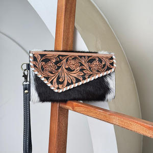 Vente en gros d'enveloppe de luxe en cuir repoussé à la main portefeuille pour femmes pochette polyvalente en cuir de vache véritable de haute qualité - Product Image 5