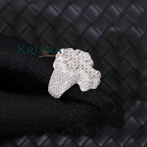 Bague Cocktail Unisexe en Argent 925 et Moissanite pour Homme, Sertie Pavé en Forme de Croix, Coupe Baguette, Bijou de Luxe pour Usage Quotidien - Product Image 4