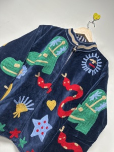 Veste bomber courte unisexe en velours brodé Suzani, faite à la main, tricotée, style bohème, hiver, avec motif floral, doublure en coton - Vente en gros - Product Image 3