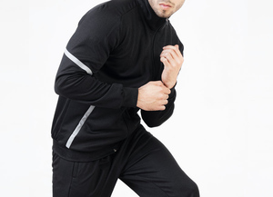 Veste d'hiver légère coupe-vent à capuche, coupe ajustée, réversible, streetwear, vêtements de sport, logo personnalisé imprimé, 100% polyester, coupe classique - Product Image 3