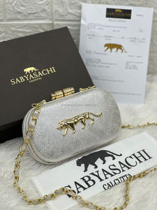 Soirée Classique Mode Premium Qualité Sabyasachi Baroque Velours Pochette Or Doux Élégant Capturer Royauté Tradition Cadeaux - Product Image 2