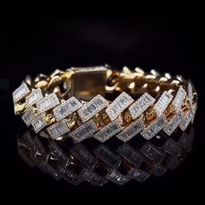 Bracelet Iced Jewelz Chaîne cubaine Miami 20 mm en argent sterling 925 plaqué or, moissanite taille brillant qualité D VVS, certifié IGI - Product Image 4