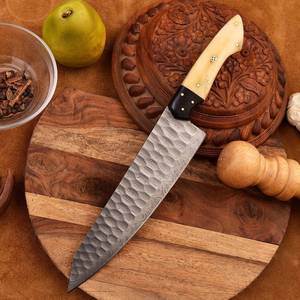 Cuchillo de Chef de Acero de Damasco Hecho a Mano OEM, el Mejor Proveedor, con Mango de Hueso de Camello, Borde Dentado, para Mano Derecha, Alta Calidad - Product Image 1