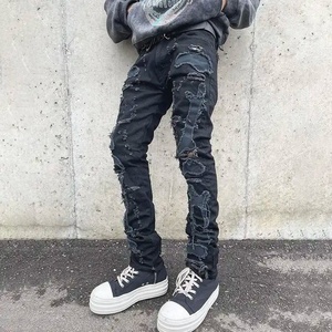 Pantalones vaqueros cargo de mezclilla acampanados rasgados apilados personalizados Pantalones vaqueros de mezclilla apilados ajustados con parches desgastados para hombres - Product Image 2