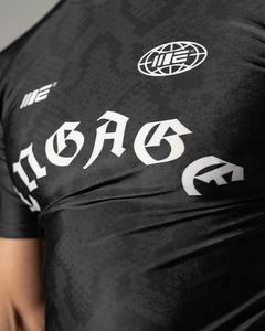 Engage MMA BJJ Rash Guard à manches courtes, haut de performance pour hommes et femmes, conçu avec un matériau respirant et lisse, séchage rapide, antibactérien - Product Image 2