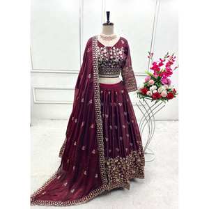 Lehenga choli ออกแบบสำหรับปาร์ตี้ชุดพรหมกับงานลำดับการปักที่สง่างาม - Product Image 2
