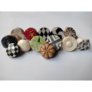 Boutons décoratifs haut de gamme en bois et résine pour armoires de cuisine, commodes, tiroirs et placards, au style moderne et audacieux - Product Image 4